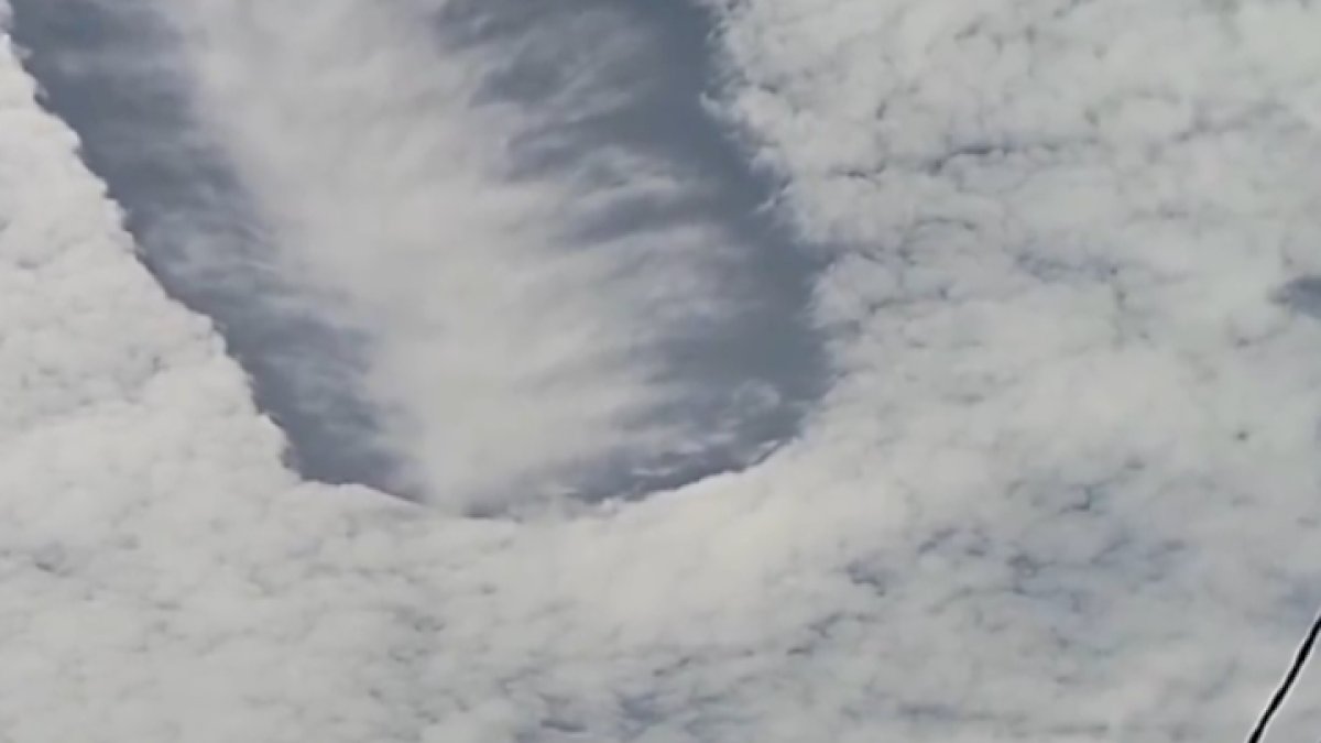 VIDEO: Fenomena Awan Berlubang di Langit Jember Viral di Media Sosial