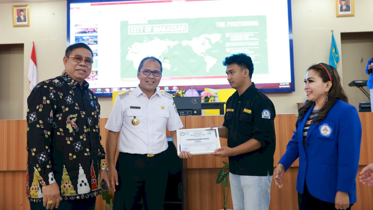 Danny Pomanto Bercerita Tentang Smart City, F8 dan Kota Makan Enak di Seminar Nasional Mahasiswa UKI Paulus