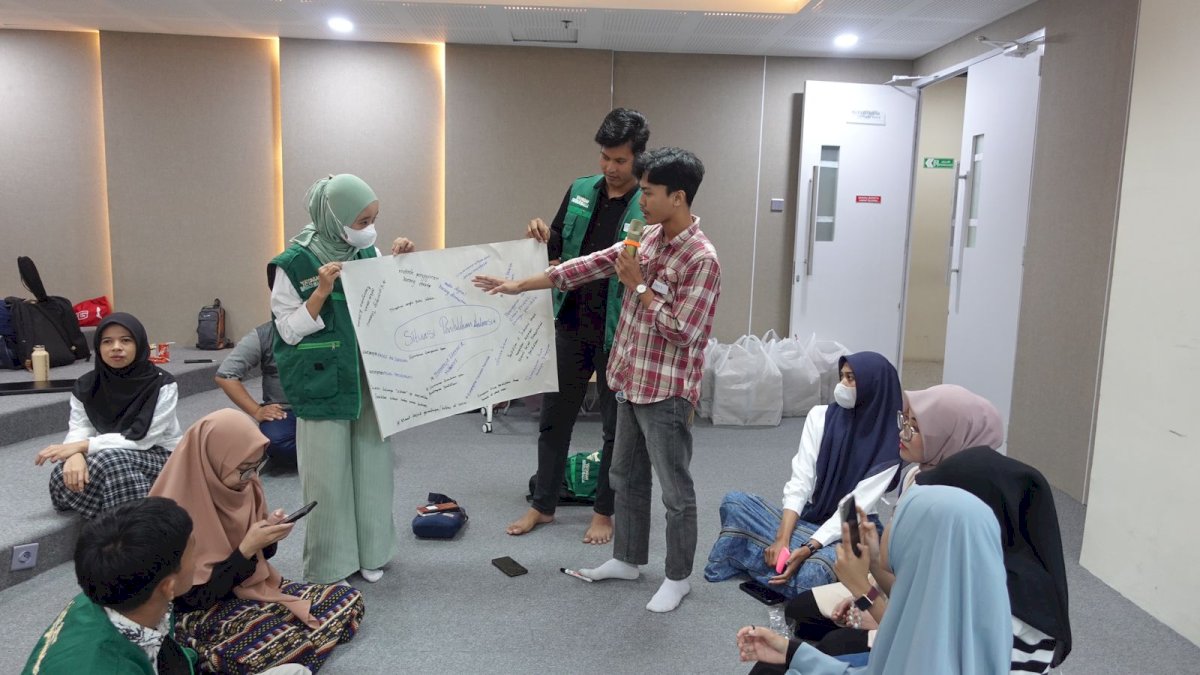 Penerima Beasiswa KALLA Dapat Pembekalan Pengabdian Masyarakat ‘Desa Bangkit Sejahtera’