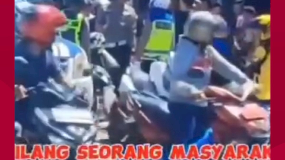 VIDEO: Aksi Pengendara Motor Menilang Balik Polisi, Diduga Tidak Pakai Spion dan Pajak Mati