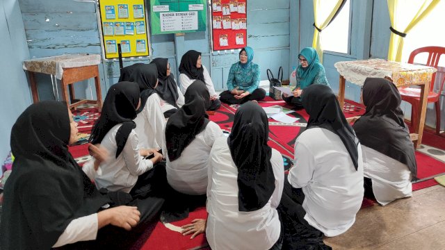 TP PKK Tombolopao sosialisasi inovasi Gerbang Daeng Sibali ke masyarakat. Foto: Istimewa.