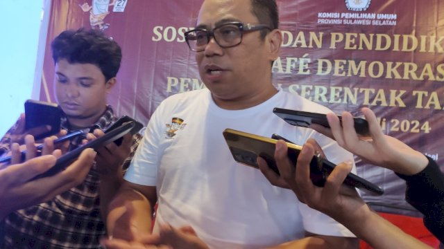 Anggota KPU Sulsel Divisi Sosialisasi, Pendidikan Pemilih dan Partisipasi Masyarakat, Hasruddin Husain. Foto/SS