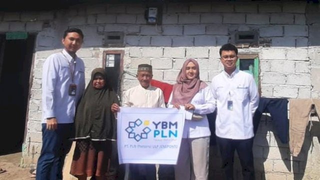 PLN Jeneponto bantu wujudkan mimpi warga kurang mampu dapatkan listrik (Dedi/sulselsatu)