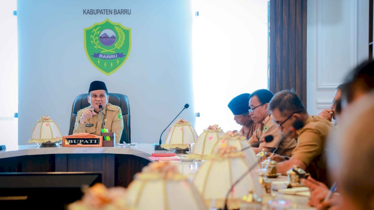 Kumpulkan Pejabat Teras Pemda Barru, Suardi Saleh Instruksikan Percepatan Pembangunan