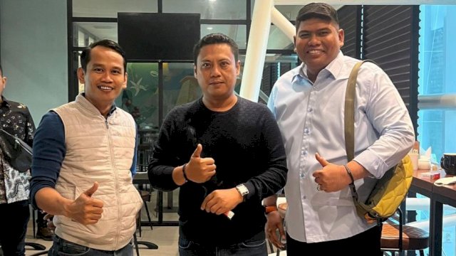 Ketua Gerindra Sulsel Iwan Aras bersama Harmansyah dan Anhar Rahman. Ist