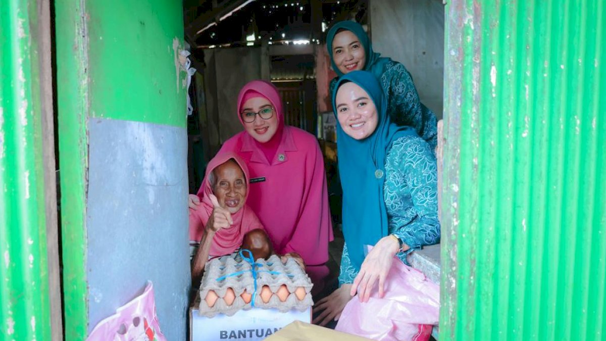 Cara Dokter Ulfah Sapa Warga Sambut Hari Jadi Barru