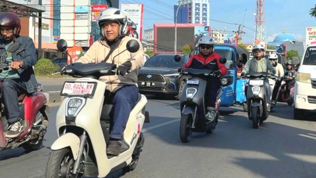 Safety riding Asmo Sulsel untuk motor listrik. Foto: Istimewa.