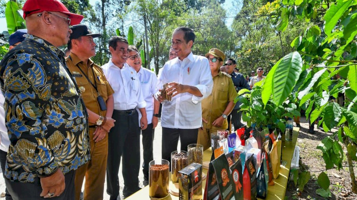 Presiden dan Mentan Amran di Lampung Barat, Pacu Produksi Kopi dan Peningkatan Kesejahteraan Petani