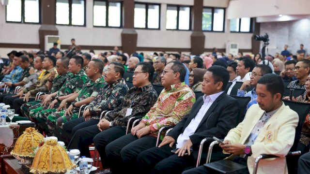 istimewa