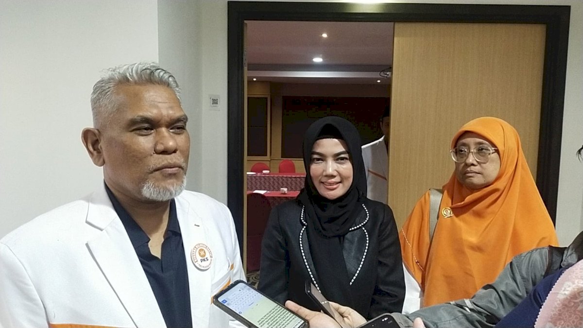 PKS Sulsel Sodorkan Paket Andi Utta-Isnayani di Pilkada Bulukumba