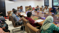 Foto: Sekretaris Bapenda Makassar Hadiri Rapat Evaluasi RKPD 2024