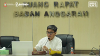 Foto: Sekretaris Bapenda Makassar Hadiri Rapat Pembahasan Ranperda APBD 2023