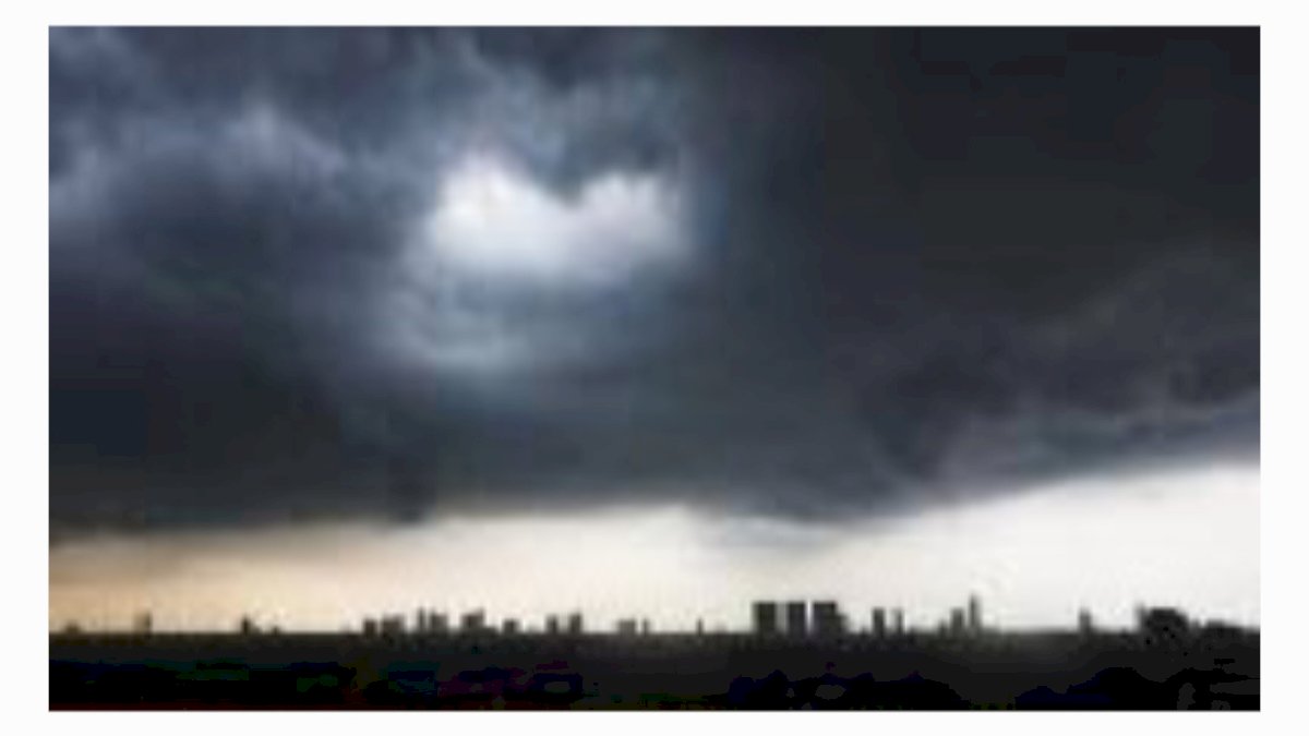 Indonesia Masuki Puncak Musim Hujan, BMKG Imbau Daerah Siaga Bencana