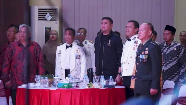 Bupati Gowa Adnan Purichta Ichsan saat hadir di malam ramah tamah HUT Bhayangkara ke-78 Tingkat Polres Gowa. Foto: Istimewa. 