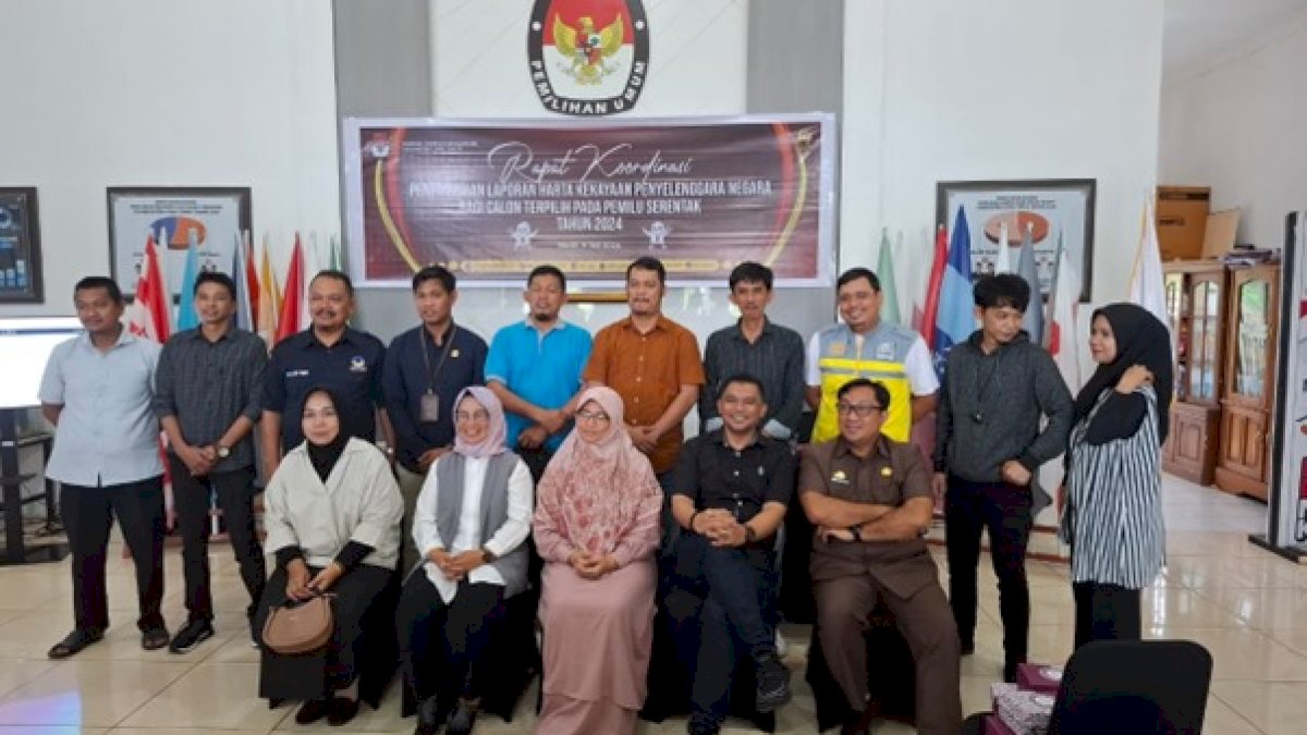 Sekwan DPRD Luwu Timur Hadiri Rakoor KPU Bahas Percepatan LHKPN bagi Caleg Terpilih