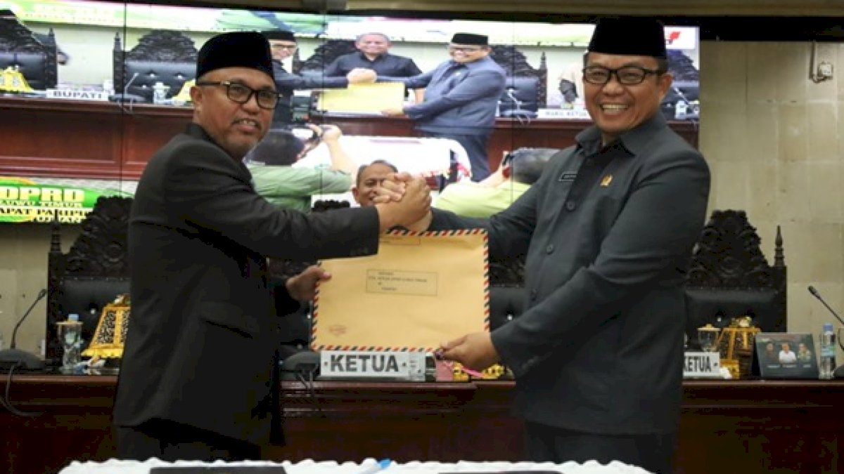 Bupati Budiman Hadiri Rapat Paripurna DPRD Luwu Timur, Bahas Pertanggungjawaban APBD 2023