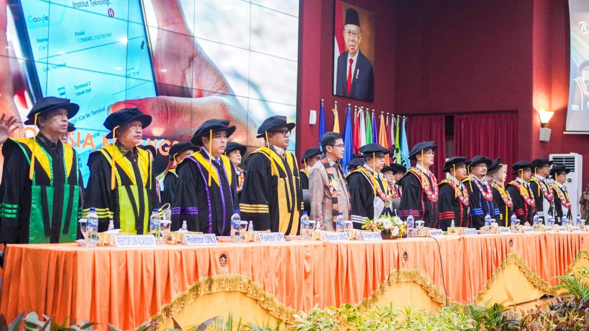 Upacara Peringatan Dies Natalis UNM ke-63, Prof Karta Jayadi Siap Bawa UNM Menuju Era Keemasan