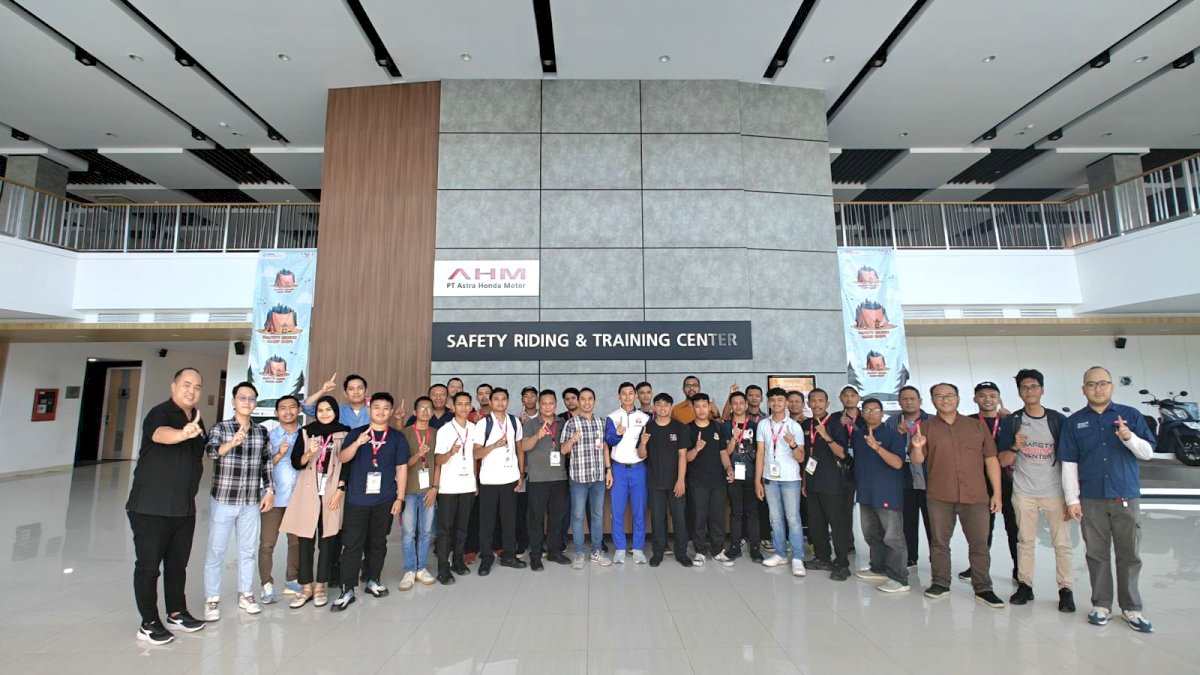 Safety Riding Camp 2024 Upaya Yayasan AHM Lahirkan Duta Keselamatan Berkendara di Dunia Pendidikan