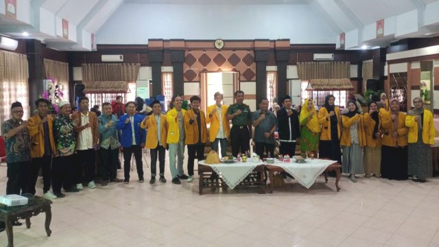 istimewa
