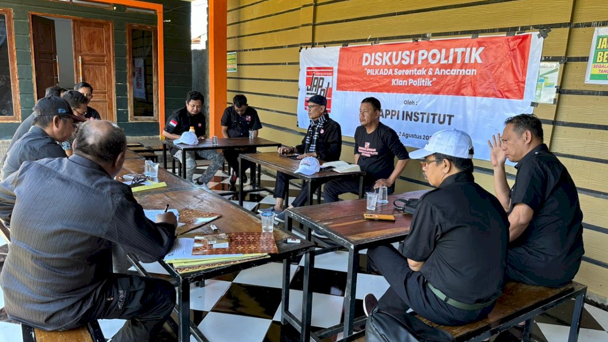 Ajiep Padindang Soroti Kondisi Politik Terkini, Sebut Ada Partai Tak Berani Usung Kader Sendiri