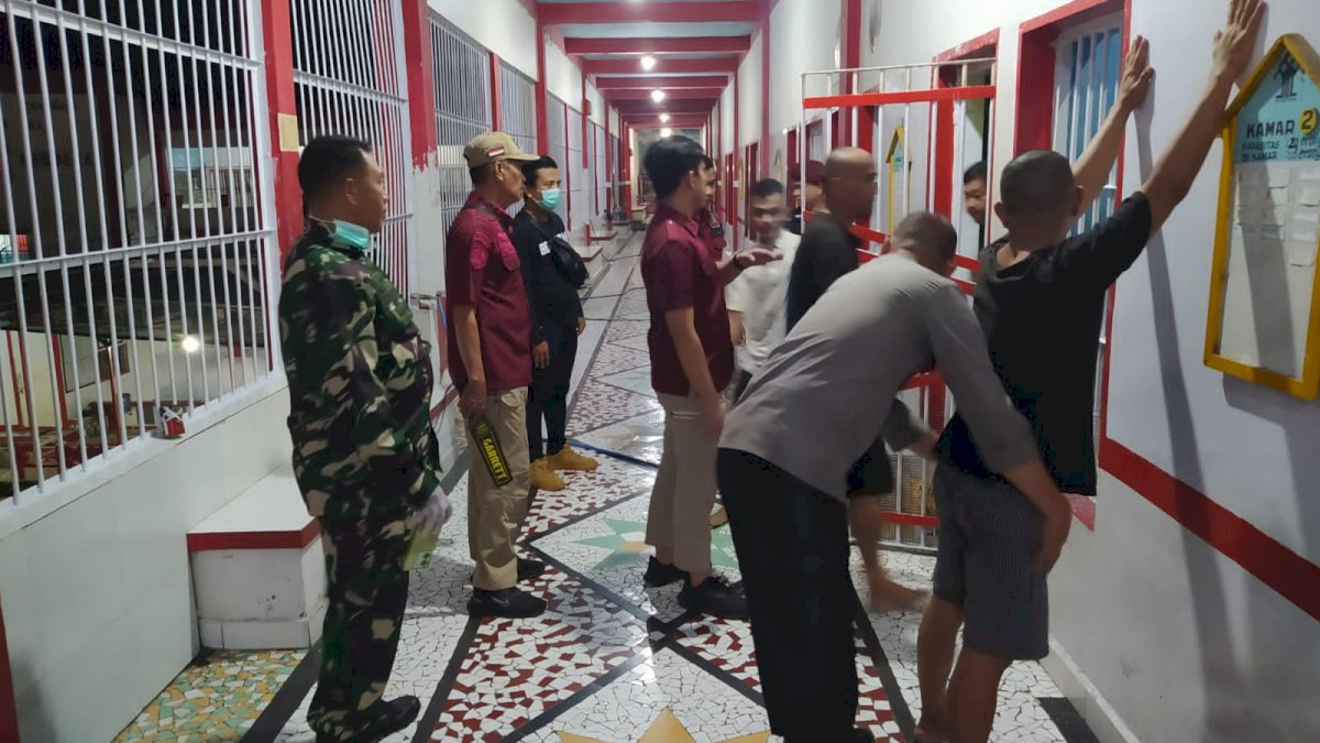 Kanwil Kemenkumham Sulsel Gandeng BNN, TNI dan Polri, Sidak Rutan Kelas I Makassar