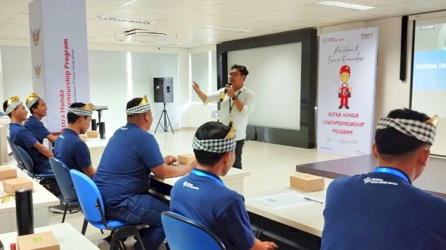 Pengayaan Astra Honda Youthprenurship Program untuk meningkatkan bengkel binaan. Foto: Istimewa.