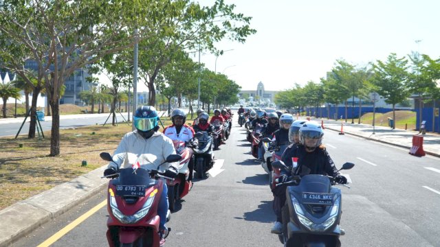 Komunitas Honda PCX city rolling Hari Kemerdekaan Indonesia. Foto: Istimewa.