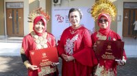 Direktur dan Wakil AK-Manufaktur Bantaeng Terima Satyalancana Karya Satya di HUT RI ke-79