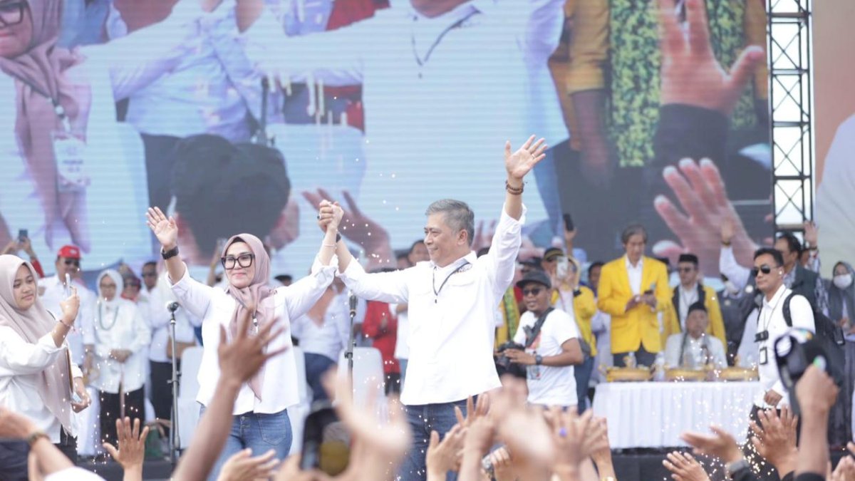 Usai Daftar di KPU Barru, Andi Ina-Abustan Harap Pilkada Bisa Berjalan Riang Gembira