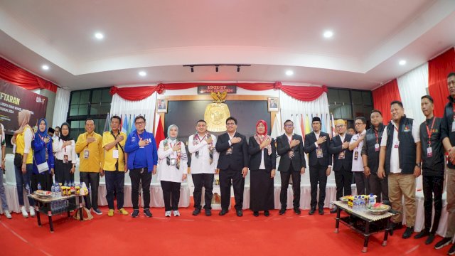 Ketua DPRD Sulsel Andi Ina saat mendampingi Paslon Appi-Aliyah di KPU Makassar. Ist