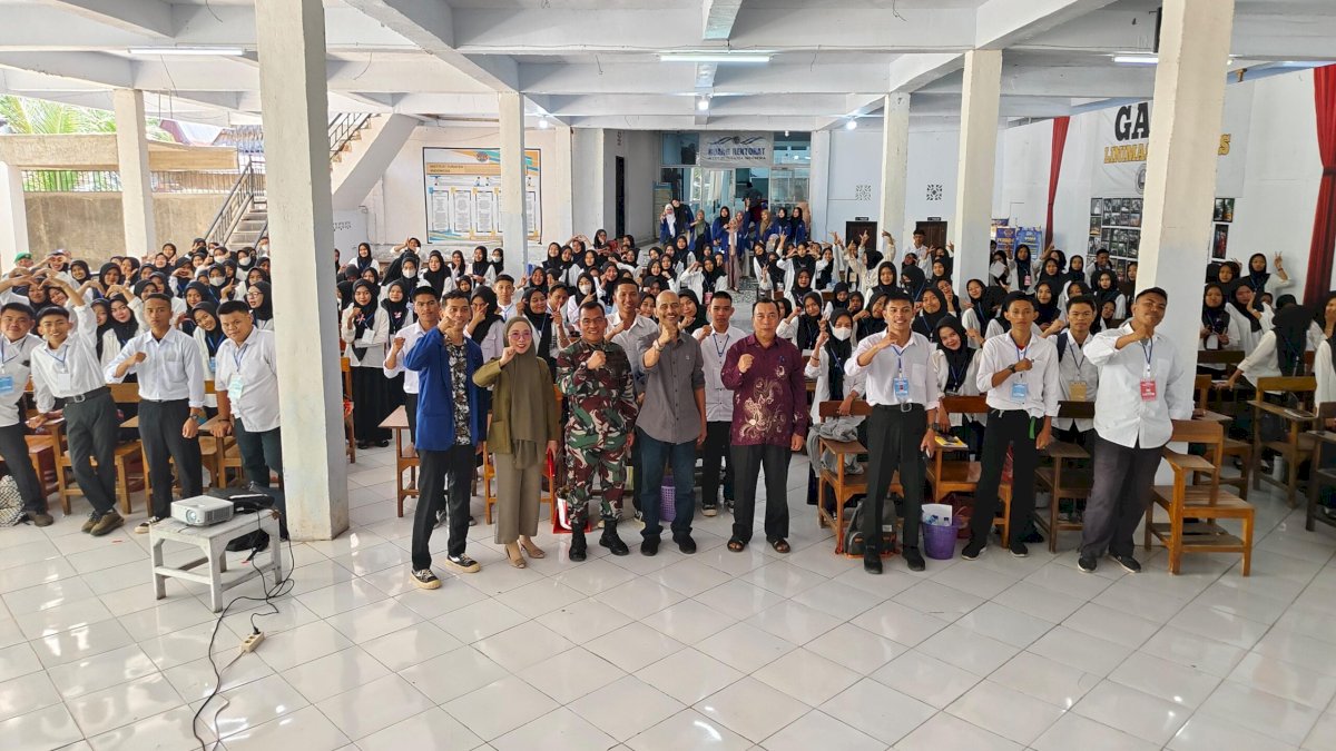 Dandim 1425 Jeneponto Berikan Pembinaan Pentingnya Kesadaran Bela Negara Bagi Mahasiswa