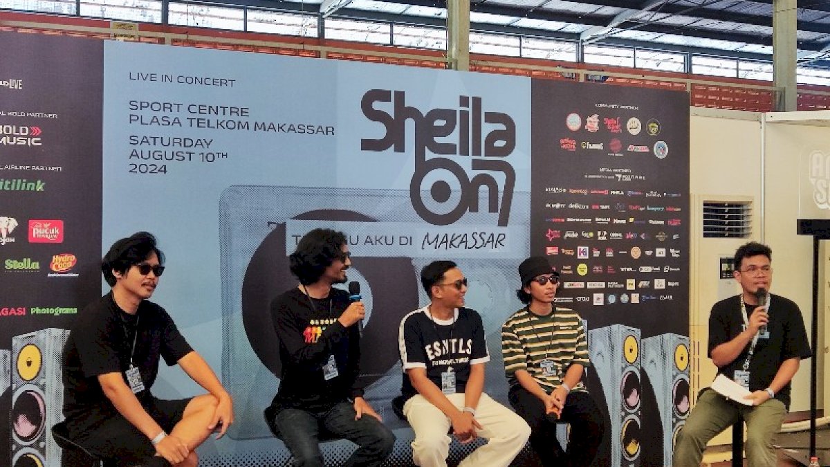 Band Kapal Udara Buka Panggung Konser Sheila On 7 di Makassar
