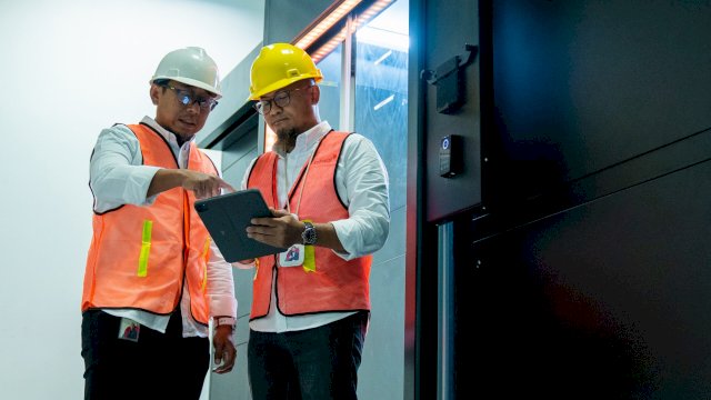 Indosat Ooredoo Hutchison bekerja sama dengan penyedia solusi ICT global, Huawei menyelesaikan konsolidasi jaringan inti besar. Foto: Istimewa. 