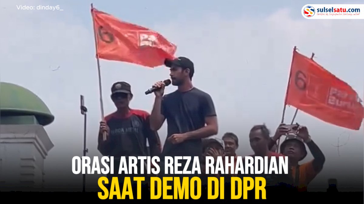 VIDEO: Orasi Artis Reza Rahardian saat Demo di DPR