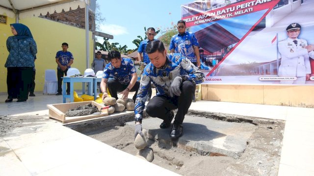 Bupati Adnan peletakan batu pertama TK Melati. Foto: Istimewa.