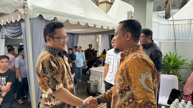 Darmawangsyah Muin bersama Sudirman Sulaiman. Ist