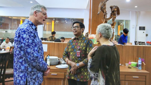 istimewa