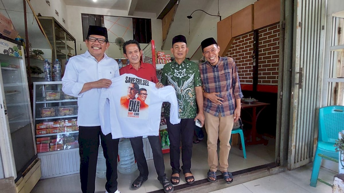Kunjungi Maros, Azhar Arsyad Temui Tomas dan Pemangku Adat Hingga Ziarah Kubur