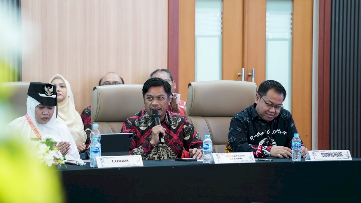 Target Juara, Pj Sekda Makassar Hadiri Langsung Pemaparan Calon Juara Lomba Desa dan Kelurahan Tingkat Nasional
