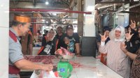 Kick Off, Indira Kampanye Perdana di Pasar Tradisional Pa’baeng-baeng