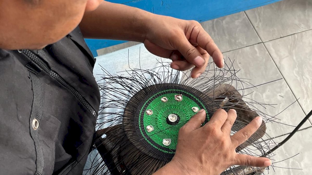 Produksi Songkok Anyam Lapas Takalar Meningkat, Sebulan Mencapai 40 Buah