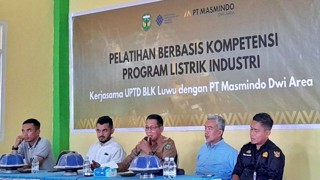 Pelatihan PT Masmindo Dwi Area bersama Balai Latihan Kerja bagi masyarakat lokal di Kabupaten Luwu. Foto: Istimewa.