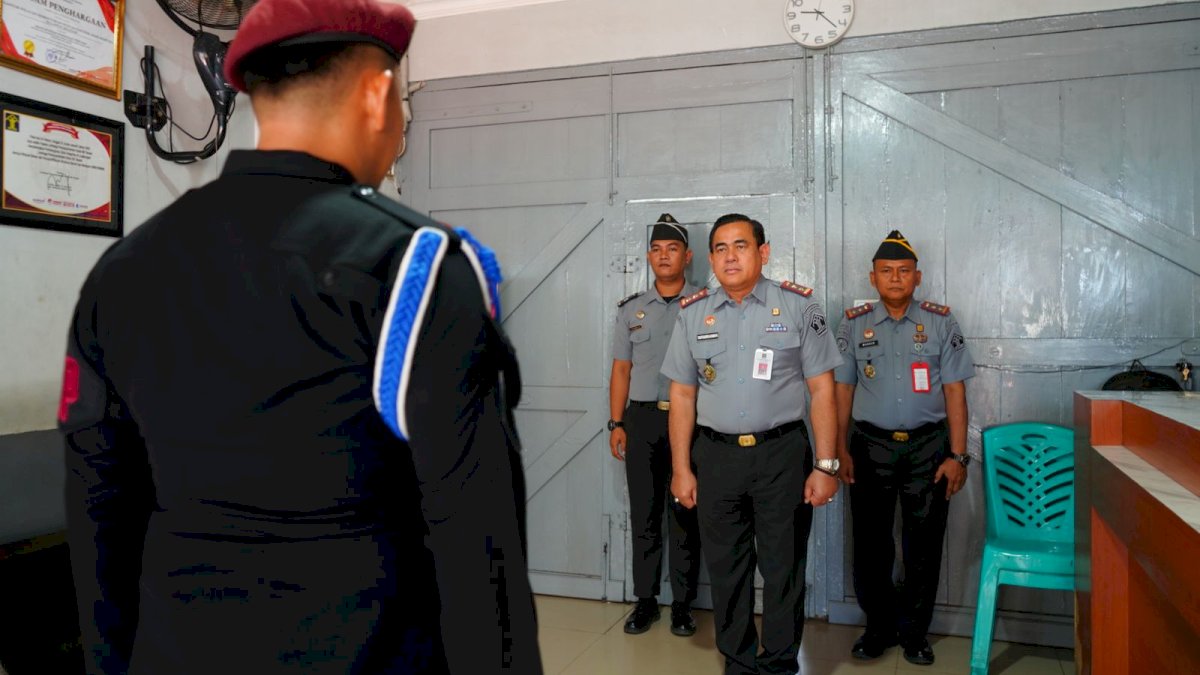 Kakanwil Kemenkumham Sulsel Tekankan Petugas Lapas Takalar Perkuat Keamanan dan Ketertiban