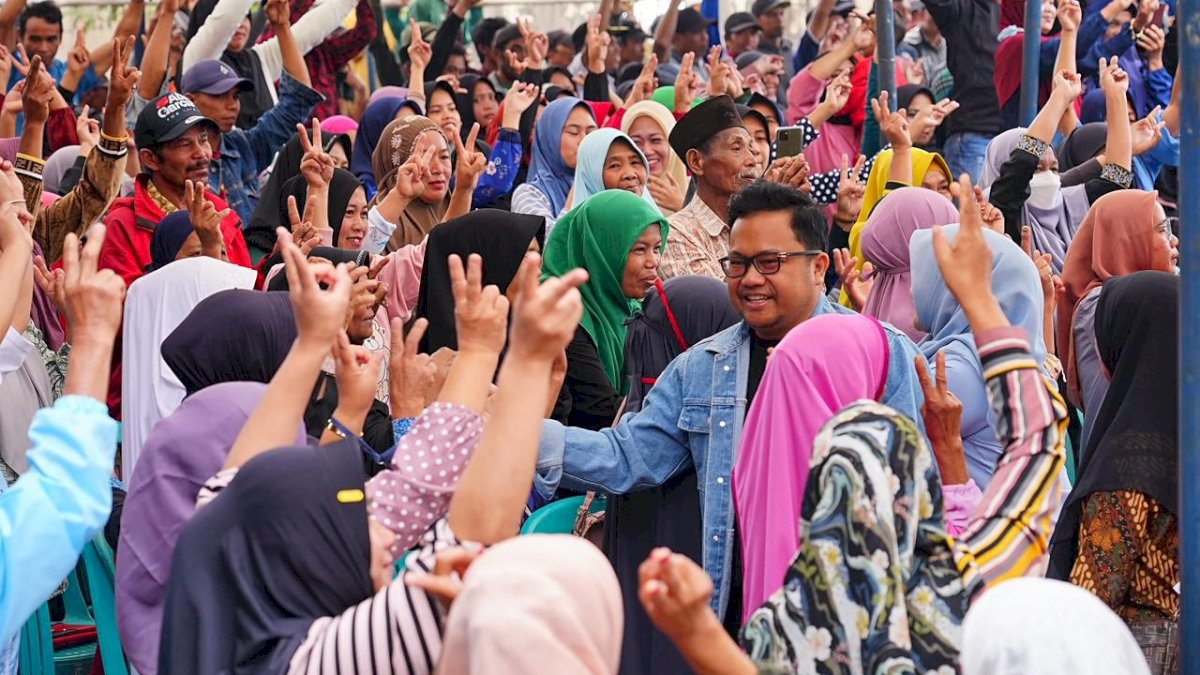 Selalu Hadir Saat Dibutuhkan, Paslon Hati Damai Tuai Dukungan Warga Pelosok