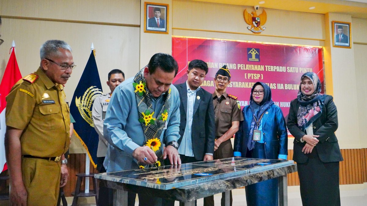 Resmikan Ruang PTSP, Taufiqurrakhman Harap Lapas Bulukumba Hadirkan Layanan Tepat dan Cepat