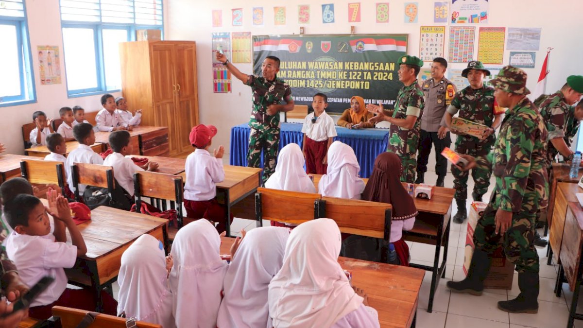Satgas TMMD Ke-122 Kodim 1425 Jeneponto Bekali Wawasan Kebangsaan Untuk Generasi Penerus Bangsa