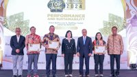Direktur Utama BRI Sunarso Dinobatkan Sebagai Best CEO, BRI Raih 3 Penghargaan Bergengsi Dalam TOP BUMN Awards 2024