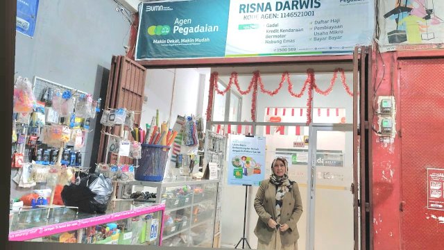 Risna Darwis, agen Pegadaian dari Kanwil Makassar peraih omzet Rp23 miliar. Foto: Istimewa.