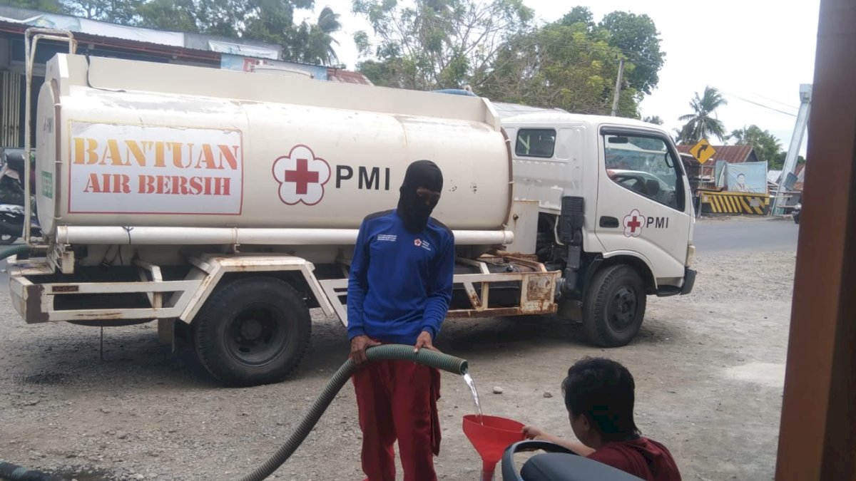 PMI Jeneponto Kembali Salurkan Air Bersih Gratis ke Wilayah Berdampak Kekeringan