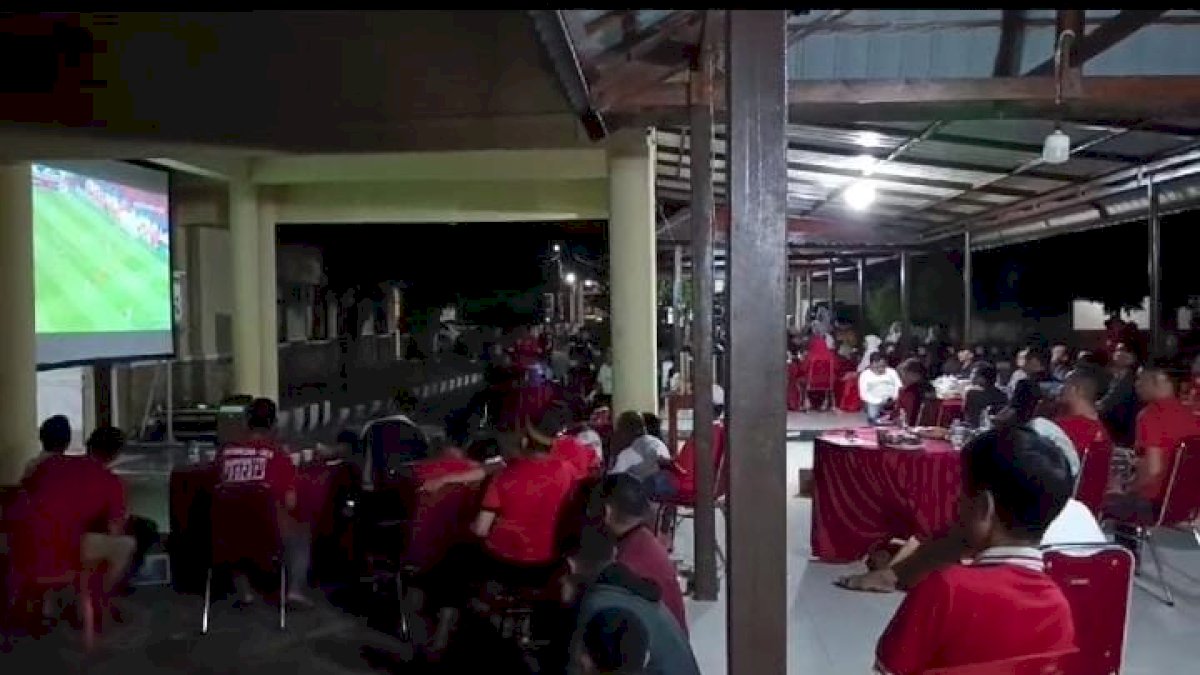 Cooling System Pilkada, Polres Jeneponto Ajak Warga Hingga Tim LO Paslon Untuk Nobar Timnas